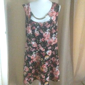 BEAUTIFUL FLORAL OPEN BACK PLUS DRESS